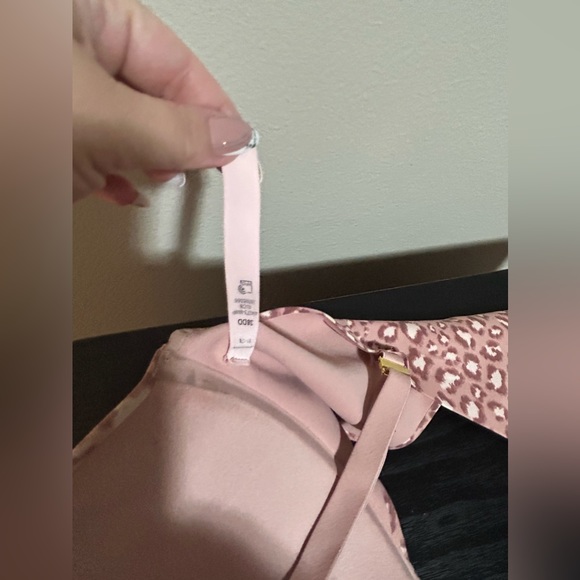 🔥Womens Incredible by Victorias Secret Bra- size 38dd/d - Picture 9 of 9